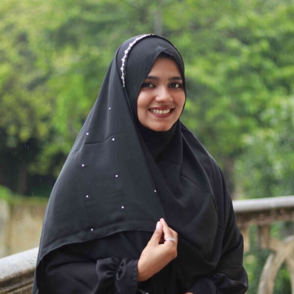 Liyana 2 Minutes Hijab (Black) - Premium Cherry Fabric